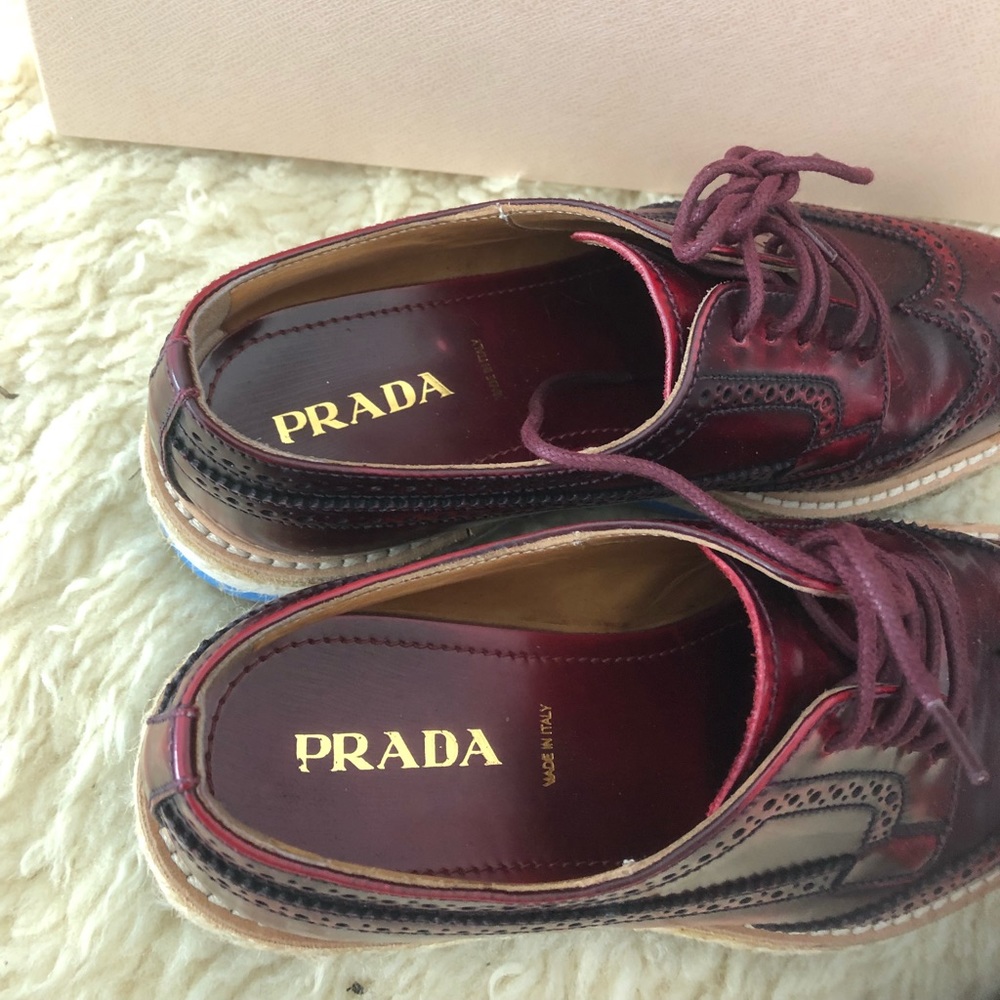 Prada platform brogue-trim leather oxfords - Picture 5 of 7
